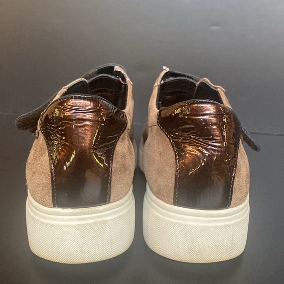 Mephisto Frederica Leather Sneakers Taupe size 7.5 - Picture 5 of 9